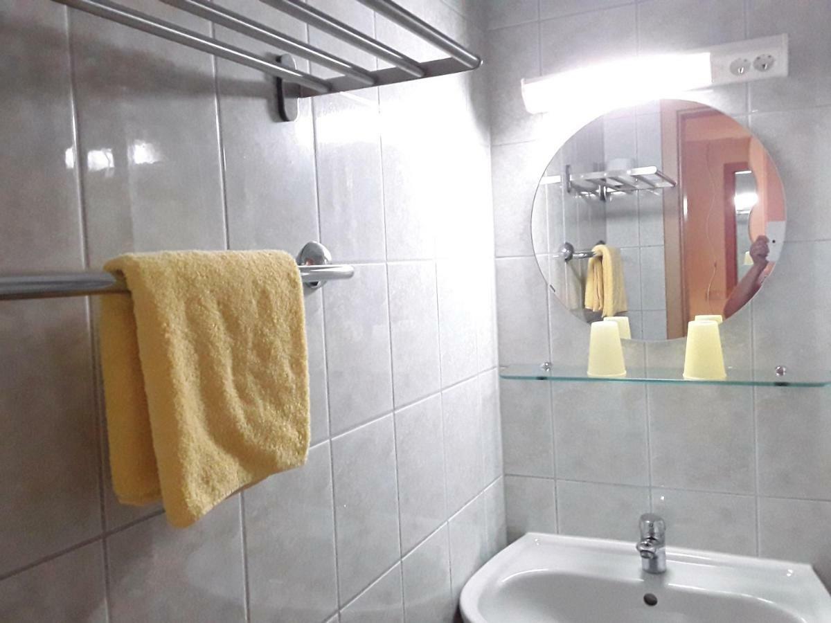 Gasthof Lindenkrug Broderstorf Zewnętrze zdjęcie